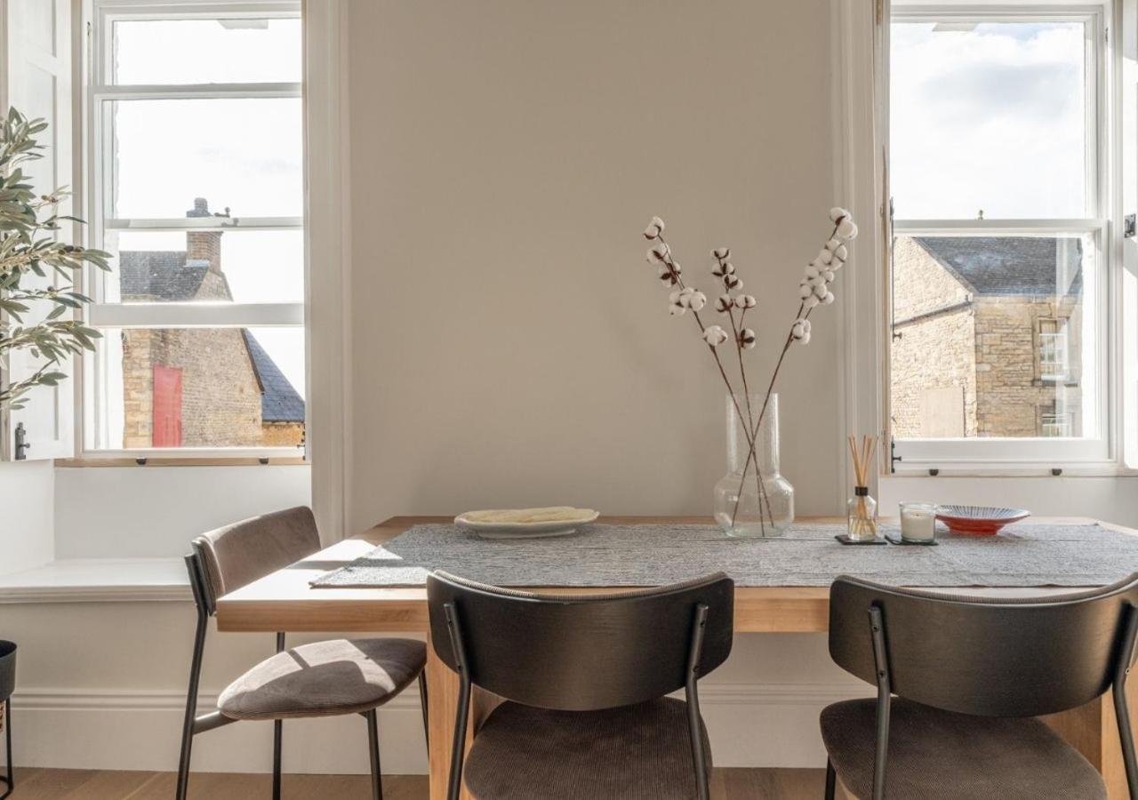 Ferienwohnung Hitchmans Mews - Stunning 2Bd In Chipping Norton! Exterior foto